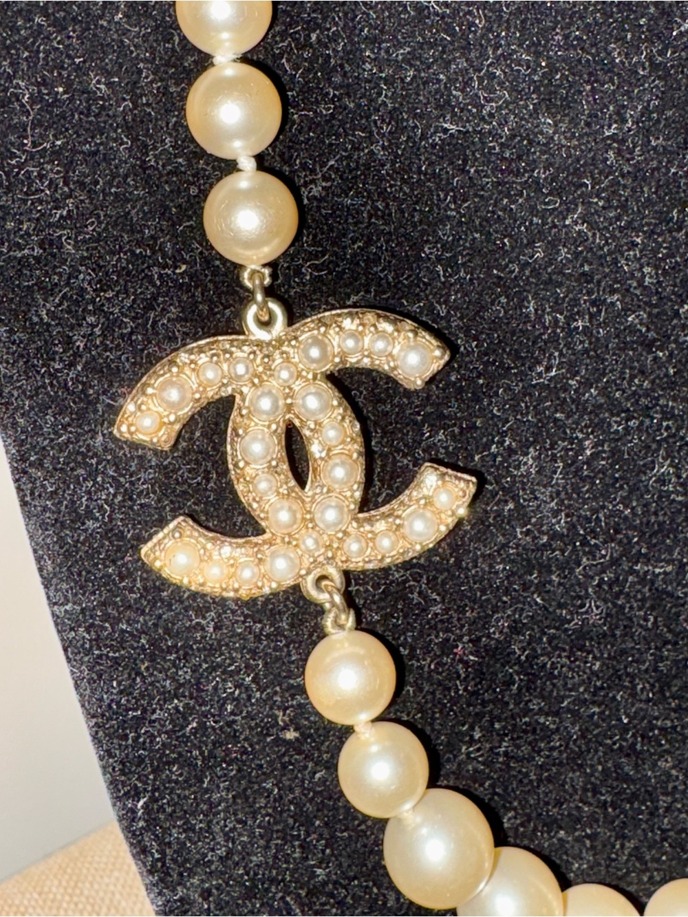 CHANEL F16V Coco 100th Anniversary Pearl Crystal CC Necklace 100% Authentic - Picture 11 of 13